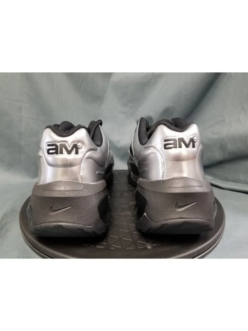 Women's Nike Air Max Muse Black Metallic Silver Sneakers Mesh Size 9 NEW IN BOX!